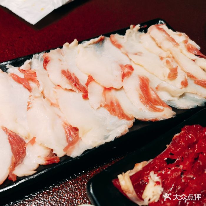 胸口油