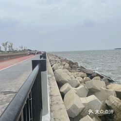 东堤公园
