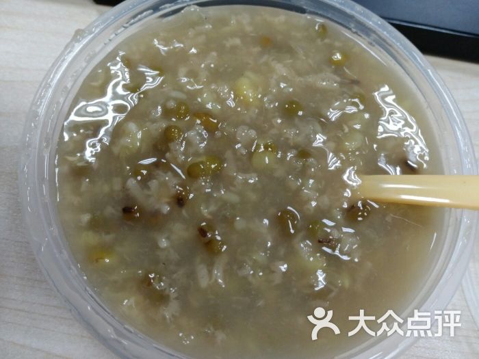 荷叶绿豆粥