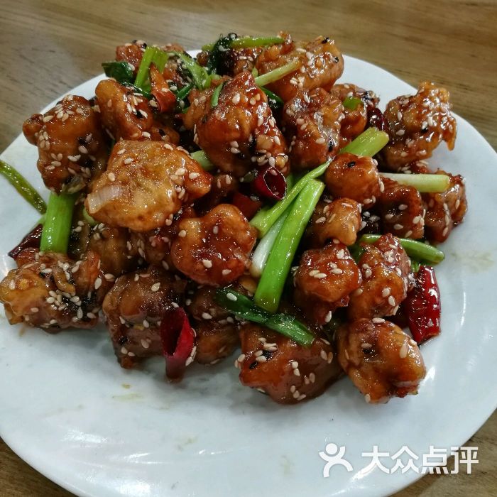 陈傻子餐厅香麻牛肉粒图片 - 第1张