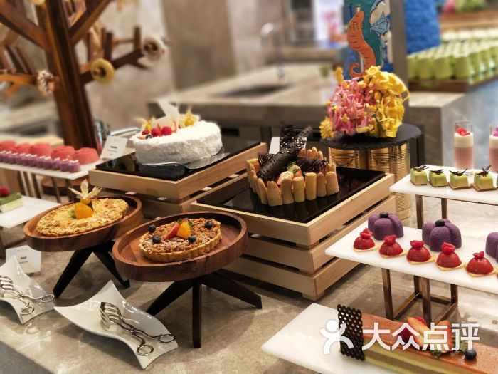 佰翔五通酒店恰恰自助餐厅甜品蛋糕图片 - 第2张