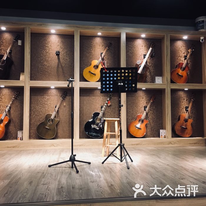 清木琴行吉他尤克里里培训中心(常发广场店)图片 第1张