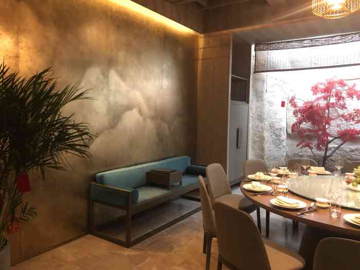 龙庭酒家(丰汇店)-"在不是饭点的情况下……从点菜到上菜半个多.