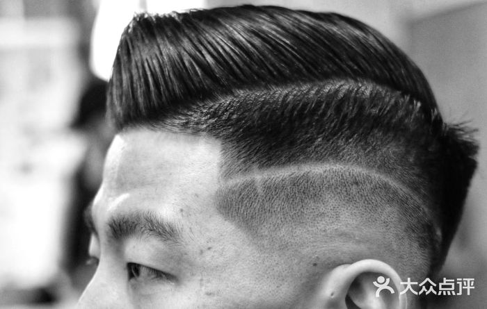 18li barbershop(18li男士理发店)男士造型图片