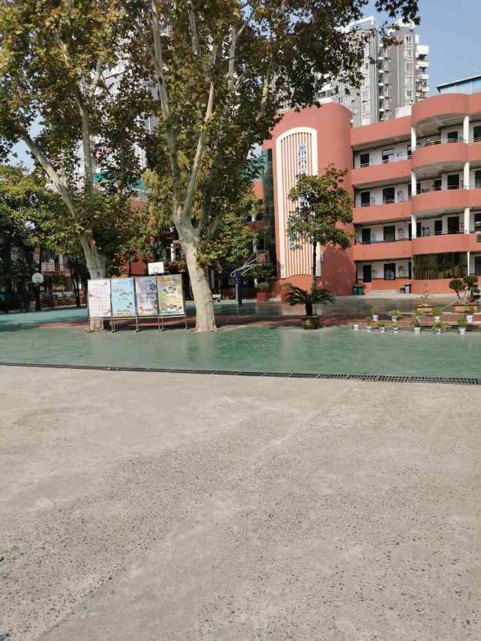 复兴路小学(水陆街校区)-"去武昌水陆街吃早点,在马路