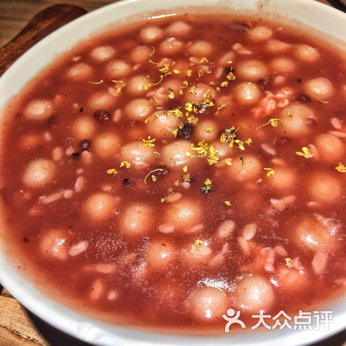 红豆沙酒酿圆子羹