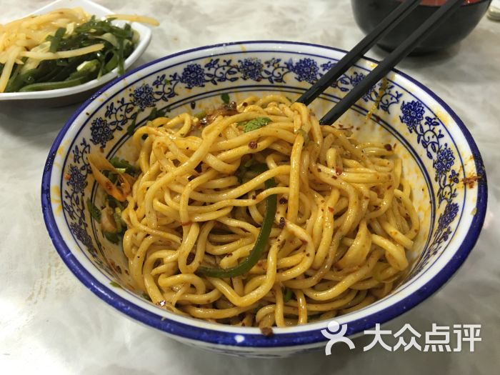 古城木桥牛肉面干拉面图片 第16张