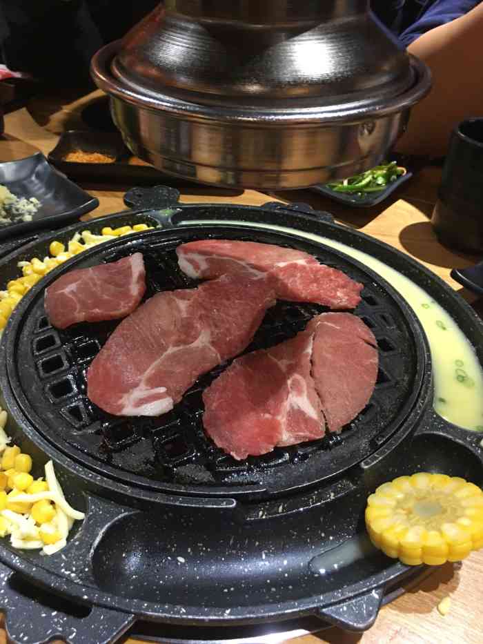 喜牛家·炭火烤肉坊(中大店)