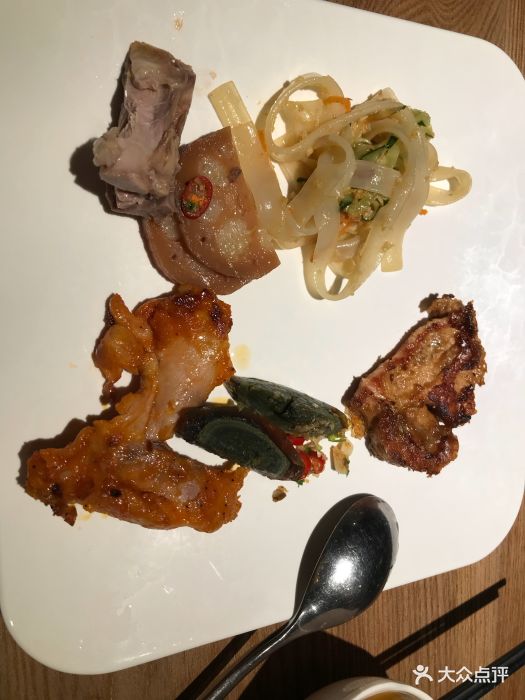 新能量全智能精品自助餐厅