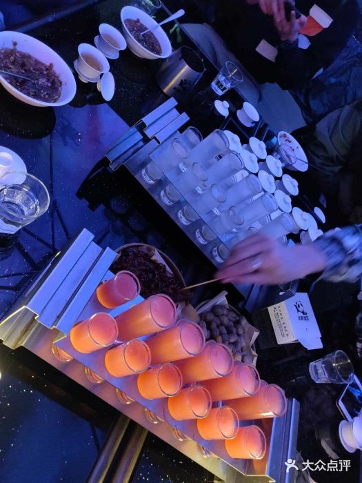 贰麻酒馆(珠江道斗酒场店)图片