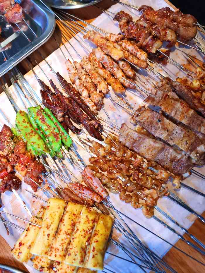 集合燥肉|组团烧烤空间