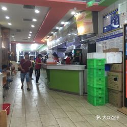 阎良内衣店_阎良甜瓜(3)