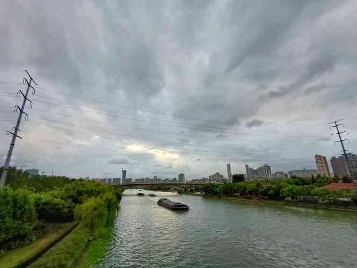 华清大桥-"华清大桥位于京杭大运河上,原来叫下甸桥,.