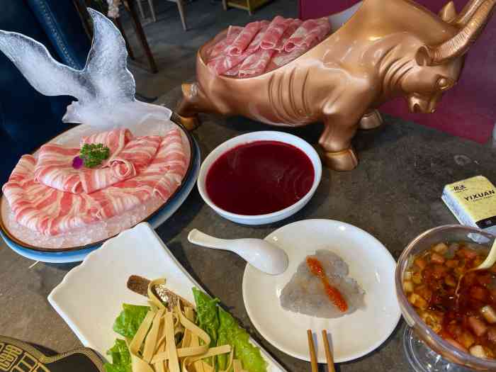 胡老幺火锅餐厅(步行街店"中国式的圣诞,没有火鸡,只有火锅,圣诞节.