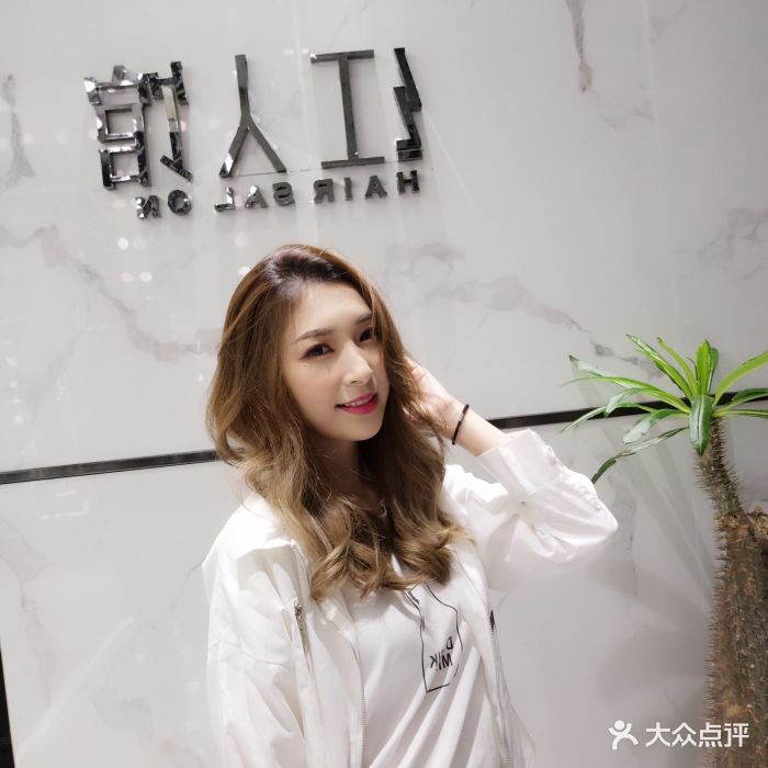 半岛体育- 半岛体育官方网站- 半岛体育APP下载理发店店员顾客逃跑被老板劝回后自首