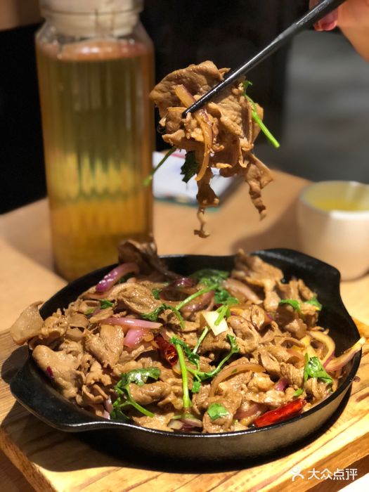 九毛九山西面馆(凯德广场1818店)铁板孜然羊肉图片 第30张