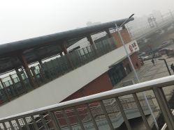石湫地铁站