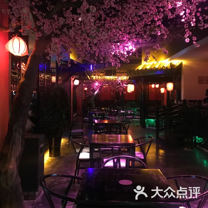 江湖堂酒馆