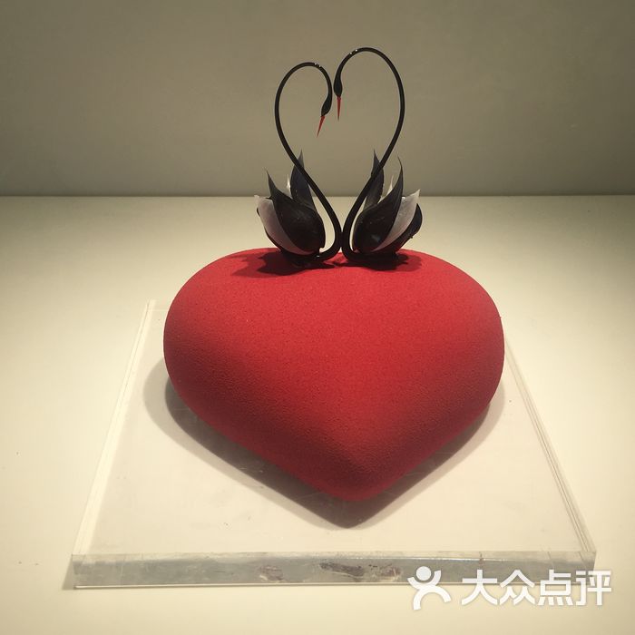 黑天鹅艺术蛋糕
