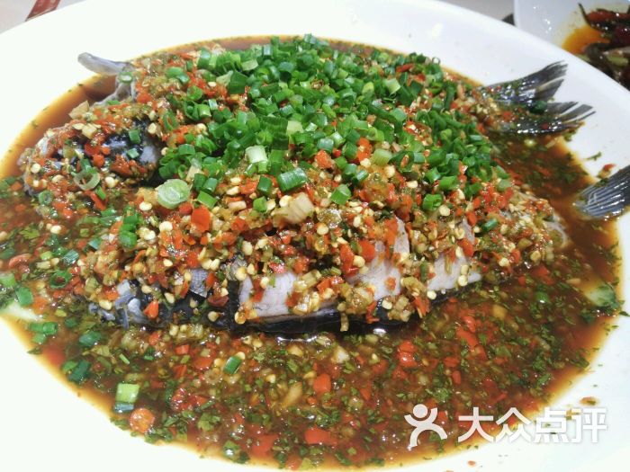 凉拌鲫鱼