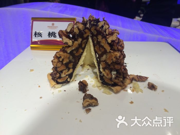 银鲨海鲜自助万达店_金鲨银鲨游戏机画面_万达王思聪母亲的资料