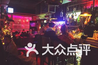 重庆酒吧排名_重庆辰色酒吧