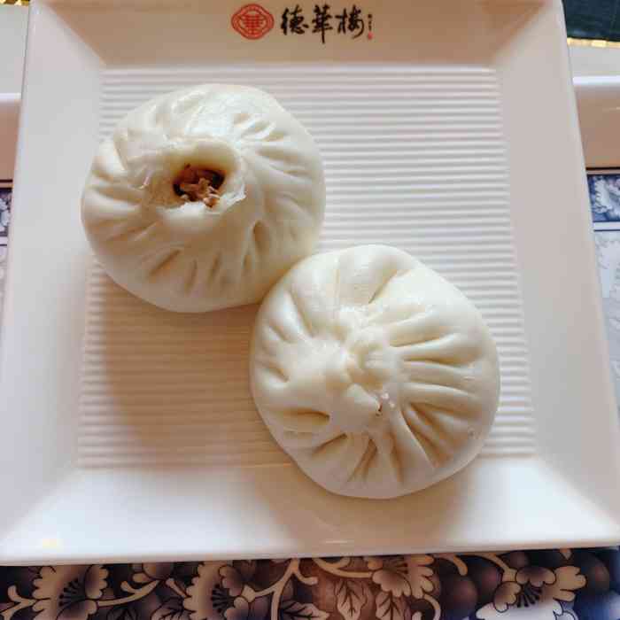 德华楼(六渡桥店"从小吃到大的包子,不错,总感觉比外面的干.