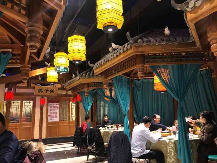 孙大厨鸽子馆(振头店)-"锦绣金山升级后的新餐饮主题