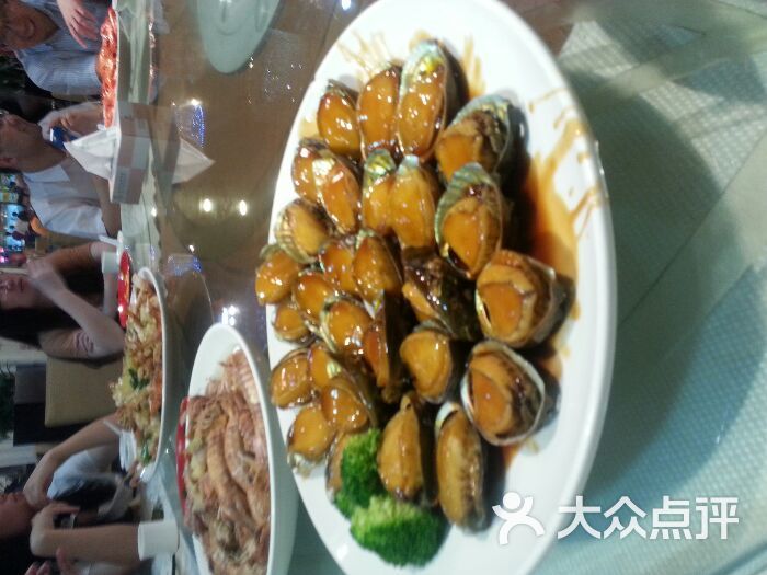 广州金沙港海鲜酒楼_三清山金沙绿谷大酒店_金沙港海鲜大酒店(3)