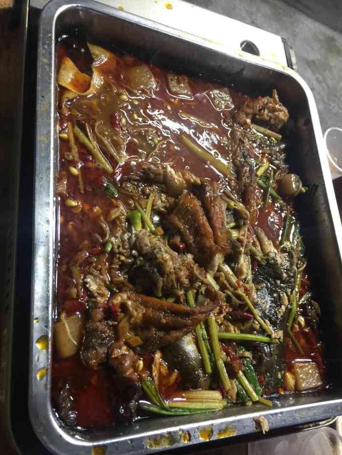 打分 经常点这家的烤鱼   喝酒的时候不知道该吃什么  点一条可以吃到