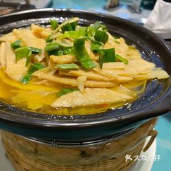 睦州食府(千岛湖银泰城店)的竹笋煲好不好吃?用户评价口味怎么样?