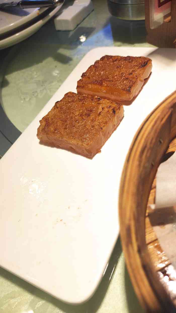 怡景湾大酒店●怡景轩荷月"过年来请亲戚吃饭,到处都是爆满.