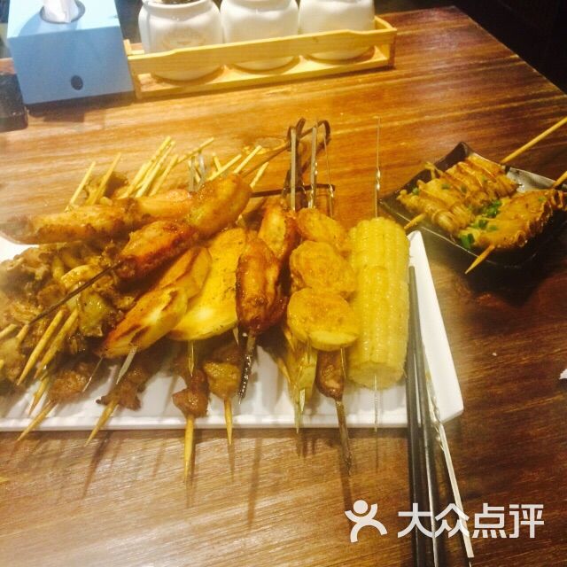 那些年一起吃串的地方●烧烤(台东店)的点评