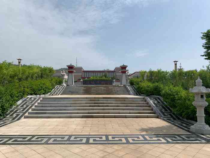 拓跋珪公园-"说是北魏,大多人想起迁都,想起云岗石窟,.