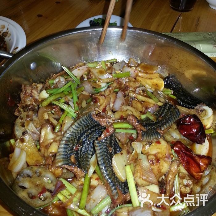 霖霖小馆·蛇宴干锅牛蛙蛇图片-北京川菜/家常菜-大众点评网