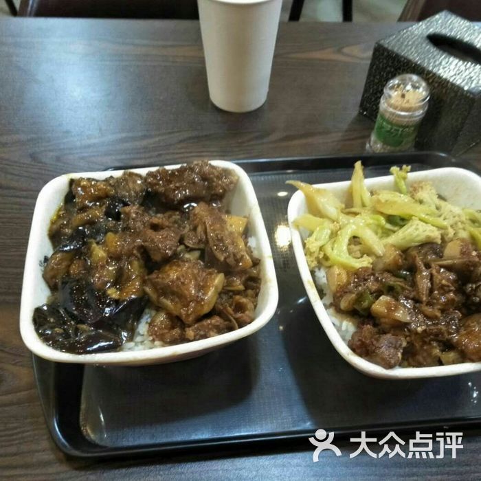 任小憨儿双面排骨饭