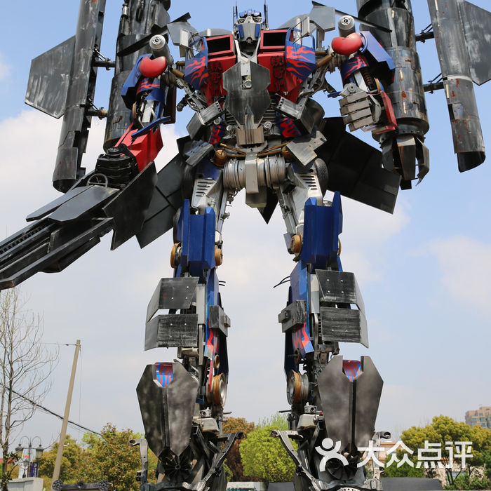 铁哥们机器人主题公园