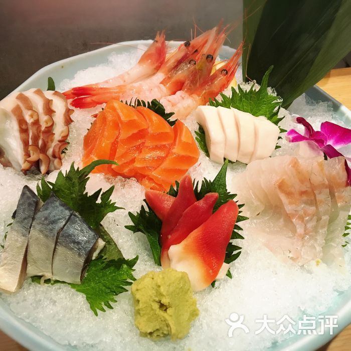 刺身拼盘