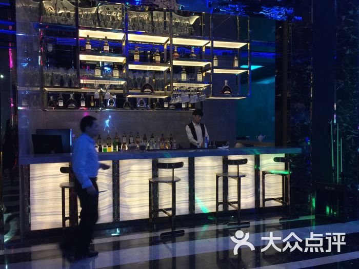尚客upper电影主题ktv吧台图片 - 第3张