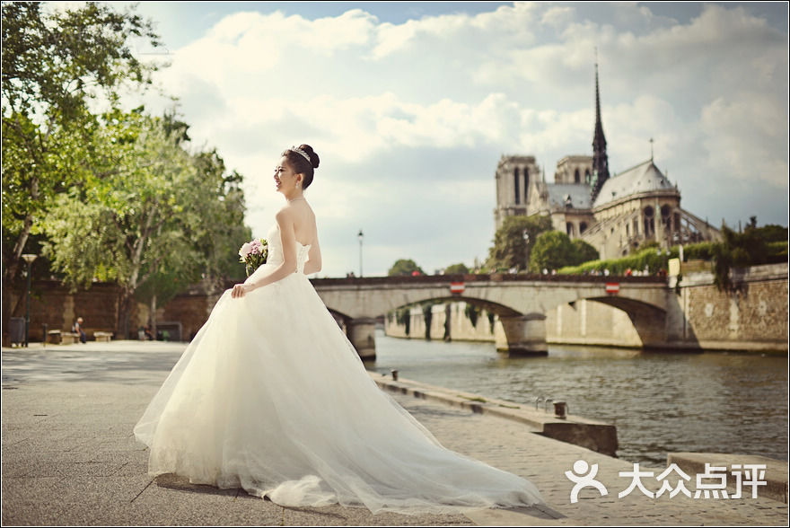 上海婚纱旅拍_上海十大婚纱摄影排名