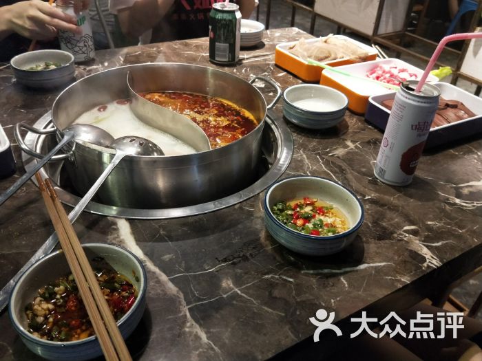 大斌家串串火锅(凤凰城店)图片 - 第3张