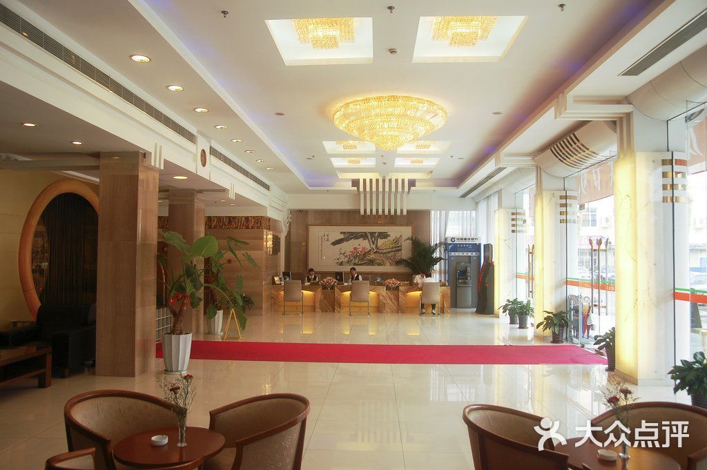 云峰大饭店云峰大堂2图片 第1张