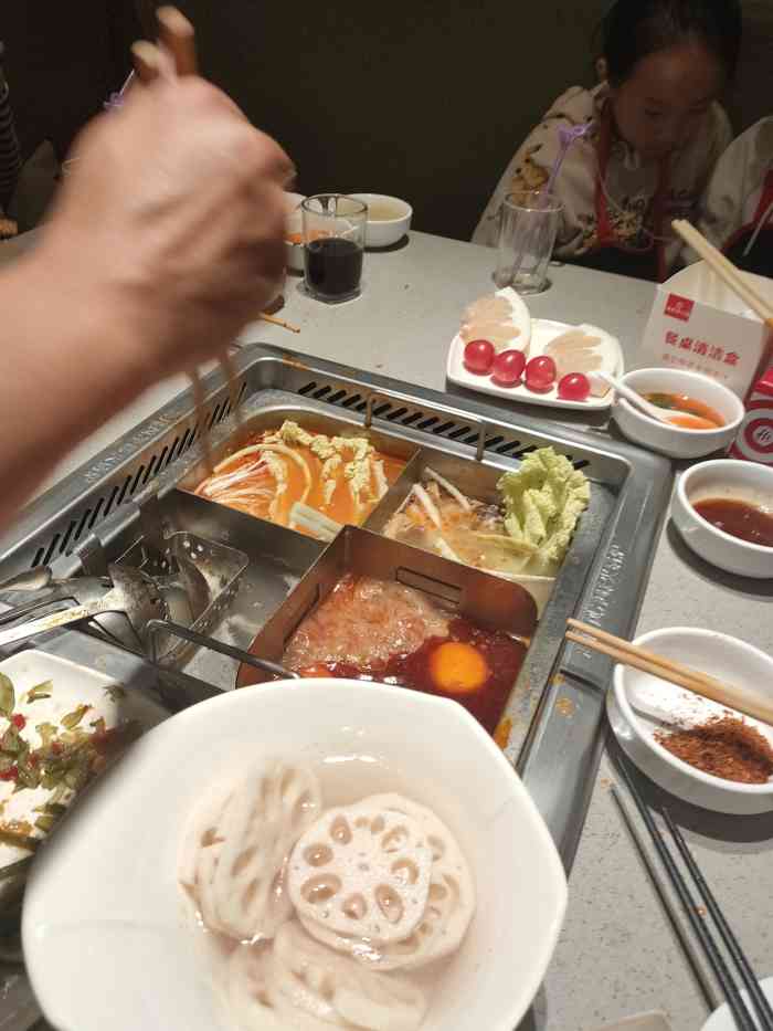 海底捞火锅(人和广场店)-"在北京就一直喜欢去海底捞.