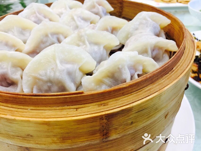 猪肉三鲜蒸饺