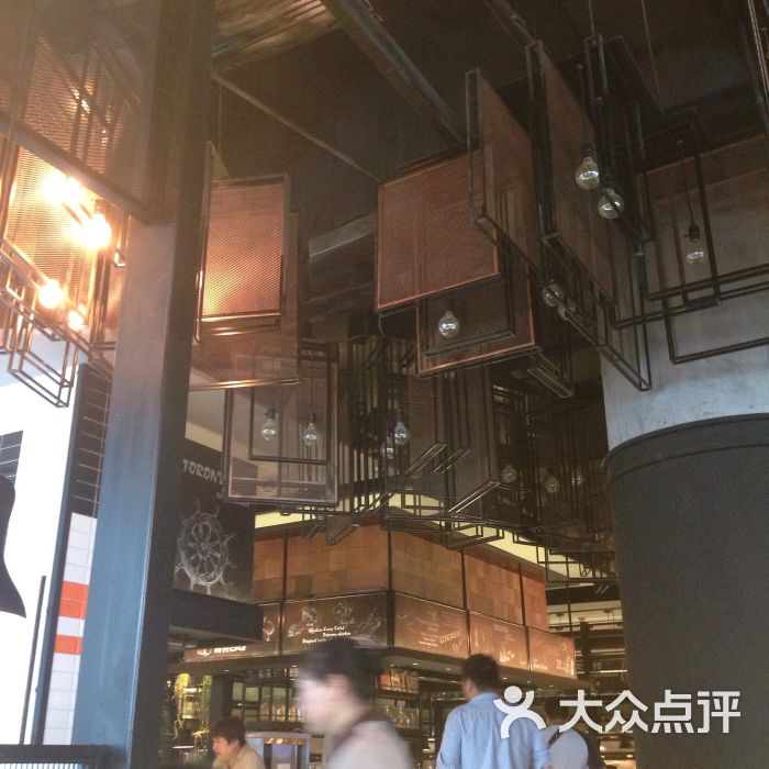 杭州黄龙饭店自助餐厅_汉宫宝殿海鲜自助餐厅_杭州海鲜自助餐厅