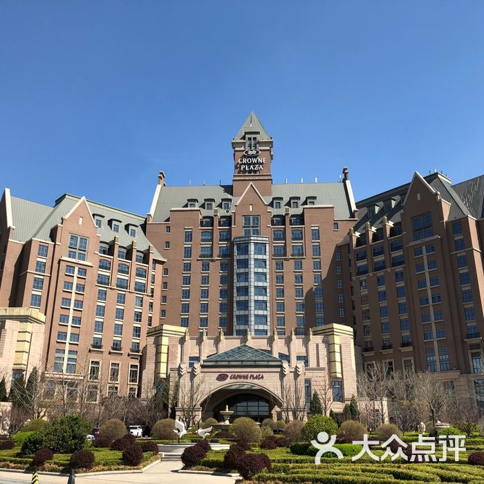 天津京基皇冠假日酒店