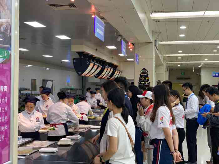 紫金港餐饮中心风味餐厅-"就在浙大紫金港校区文化广场北侧,号称亚洲.