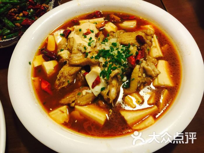 奶奶的味道:位于静安寺附近的一家以炒菜闻名