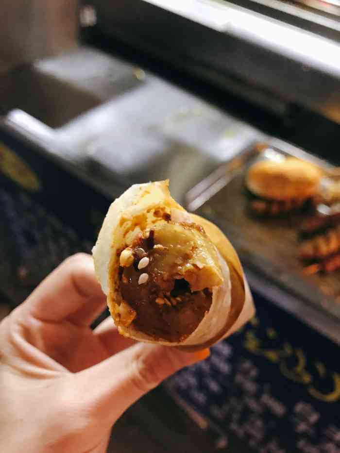 清真特色李记煎饼卷面筋(龙御花园店)-"烤面筋女孩97又来了!