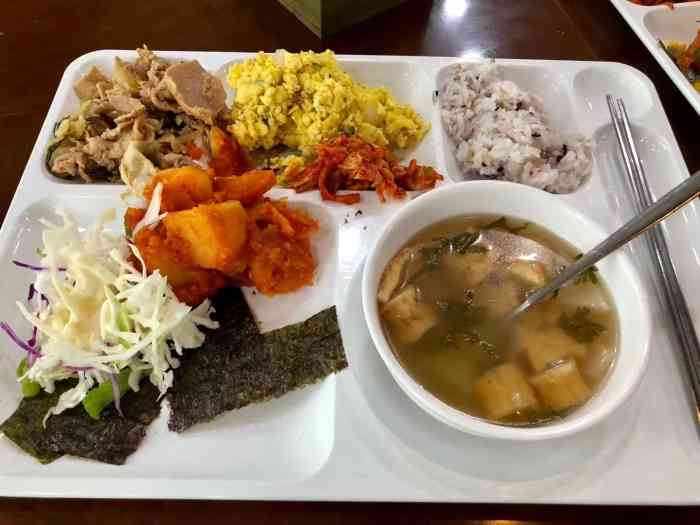 首尔大学学生食堂(63号楼"学生会馆的饭我觉得是最好吃的了每天中午